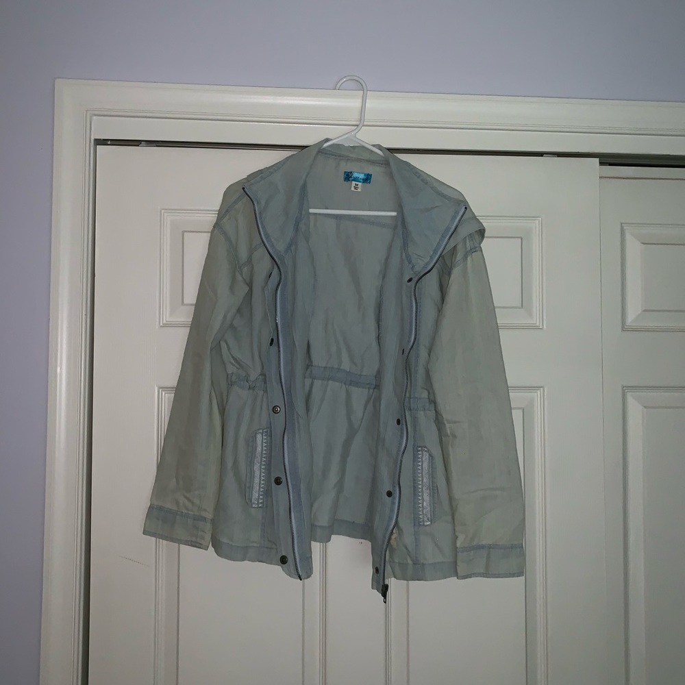 light wash hooded jacket